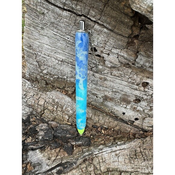 Sea Inspired Epoxy Glitter and Alcohol Inks Turtle Gel Pen With Seashell Charm - Picture 3 of 10